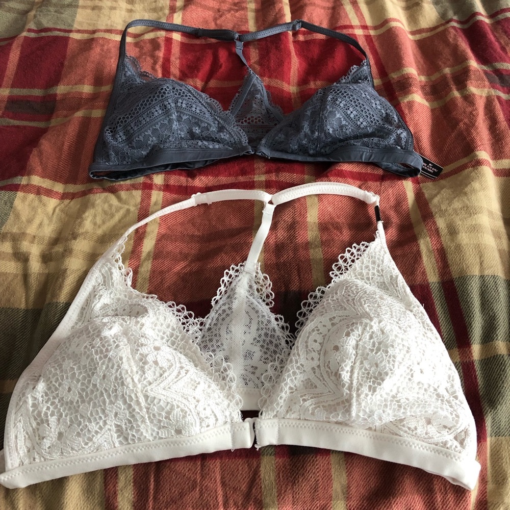 NWT Victoria’s Secret bralettes size medium